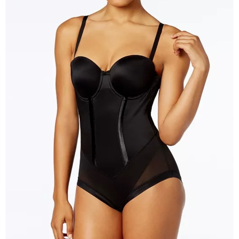 Maidenform Body Shaper With Built-In Bra 38C